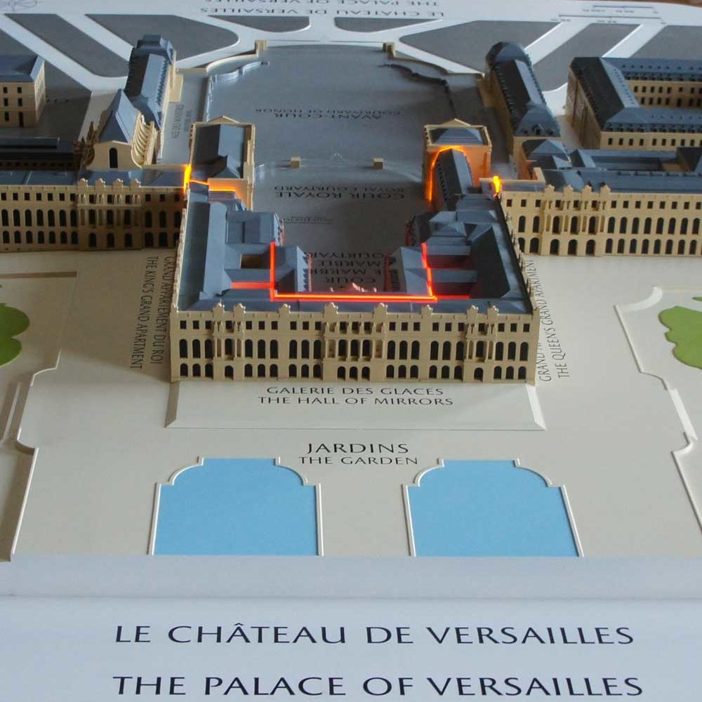 Accessible tactile station of the Palace of Versailles