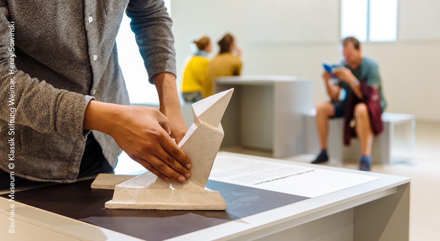 Maquette tactile d'un monument - bauhaus museum weimar