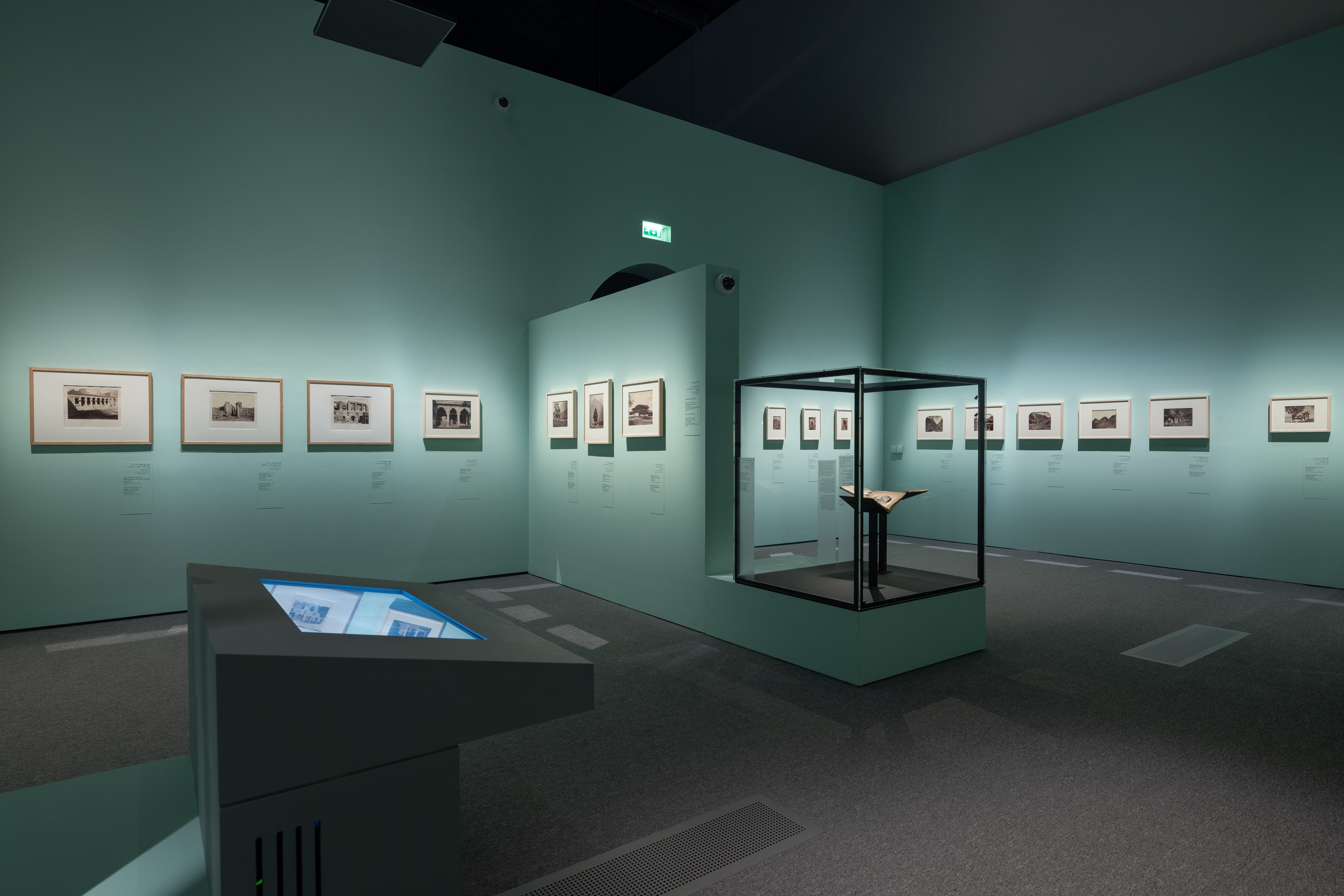 Louvre Abu Dhabi – Temporäre Ausstellung „Photographs: An early album of the world 1842 – 1896“